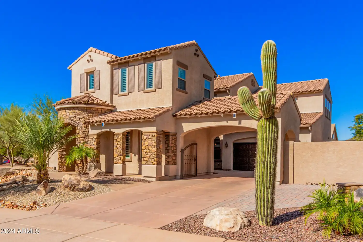 Guiding Road Phoenix residential house